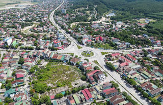 Hà Tĩnh: Hàng loạt khu đất vàng bị bỏ hoang suốt nhiều năm