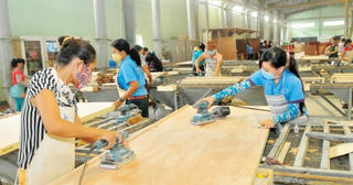 HSBC dự báo kinh tế Việt Nam phục hồi đáng kể từ quý 4