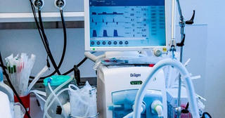 Chiếc máy thở đầu tiên do Vingroup sản xuất có gì đặc biệt?