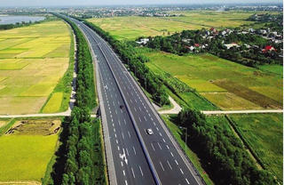 Cao tốc Bắc Nam phía Đông đoạn qua Quảng Ngãi: Chậm trễ giải phóng mặt bằng