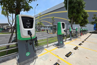 Việt Nam cần 12,3 tỷ USD đầu tư hạ tầng cho xe điện