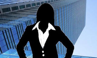 Nhận diện Cát Liên Hoa: DN liên quan Novaland vừa nhận 'tráp' phạt từ UBCKNN