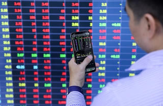 Thị trường vào vùng quá mua, rung lắc mạnh có thể xuất hiện