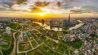 Tăng cung và giảm giá BĐS: Bài toán khó khi DN bị phạt vì lỗi 'trên trời rơi xuống'