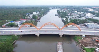 Thành phố phát triển nhất ĐBSCL thông xe 2 cầu quan trọng, bất động sản khu vực sẽ 'thăng hoa'?