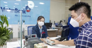 Lãi suất tiền gửi tiết kiệm tháng 8/2023 tiếp tục giảm