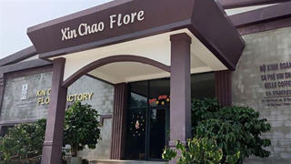 Cưỡng chế công trình khủng phục vụ khách TQ: Giải thích nóng Theo cán bộ xã Phước Đồng, do còn 6 công trình chưa tự giác