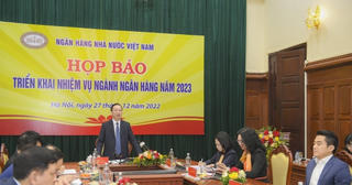 Phó Thống đốc NHNN: Tăng trưởng tín dụng tăng 12,87% trong năm 2022