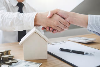 17 hành vi bị cấm: Môi giới bất động sản phải tuyện đối tuân thủ