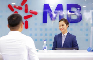Cổ phiếu khuyến nghị hôm nay (13/1): DGW, PC1 và MBB