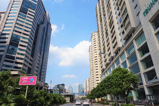 Bộ Xây dựng nói gì về vi phạm quy hoạch ở đường Lê Văn Lương chậm phát hiện?