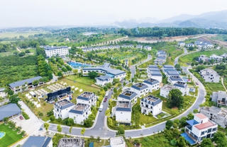 Tạm hoãn xuất cảnh bà Lương Hoàng Lan, đại diện chủ dự án La Saveur De Hoà Bình