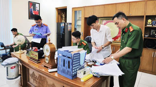 Bắt chủ tịch và giám đốc Công ty quản lý công trình đô thị Bắc Giang