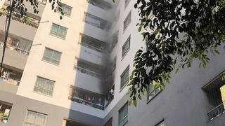 Cháy ở Khu đô thị Xa La, người dân chạy tán loạn