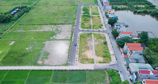 Thăm khu đất nông thôn đất ngoại thành Hà Nội giá 100 triệu/m2
