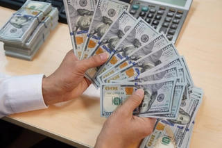 Giá USD ngân hàng tăng vượt 24.400 đồng, cao nhất 9 tháng