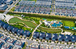 Doanh nghiệp địa ốc uất ức bật khóc vì thanh kiểm tra kéo dài