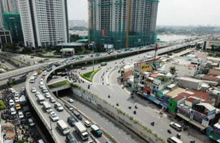 TP. HCM: Thị trường BĐS khó khăn, loạt 'ông lớn' nợ thuế hàng trăm tỷ