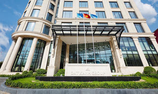 Ông Lương Trí Thìn chuyển giao chức chủ tịch HĐQT Đất Xanh Group