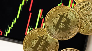 Hết thời dễ kiếm tiền với Crypto, đầu tư tiền số đối mặt nhiều rủi ro