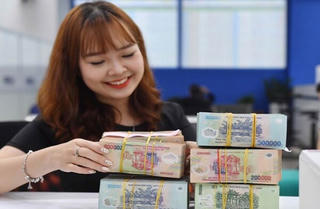 Lãi suất 2024: Tăng lên từ đáy thấp nhất lịch sử?