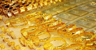 Cảnh báo vàng SJC rớt xuống 70 triệu/lượng, chờ một làn sóng bán tháo