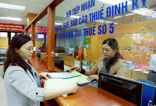 Đề xuất gia hạn giảm phí, lệ phí cho các đối tượng chịu ảnh hưởng bởi Covid-19