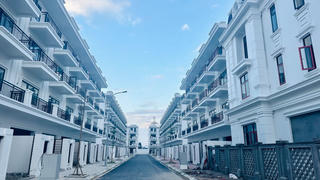 Có hơn 2.500 tỷ tiền trả trước, BĐS Phát Đạt vẫn nợ thuế