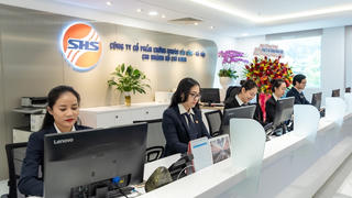 Chuyện kinh doanh của SHS: Thành bại tại tự doanh