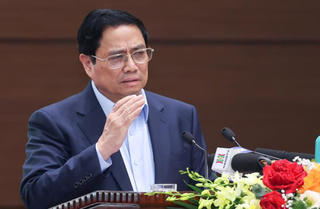 Thủ tướng: 'Doanh nghiệp Nhà nước phải tham gia các dự án lớn như cao tốc, nhà ở xã hội'