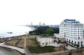 Nghệ An sẽ di dời hơn 220 ki ốt, nhà nghỉ dưỡng trên bãi biển Cửa Lò