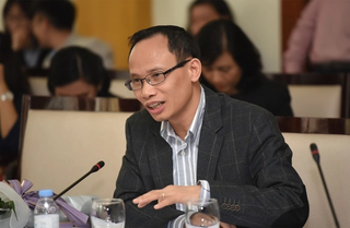 Phục hồi thị trường BĐS: 'Nên giảm giá chứ không phải tăng giá như gần đây'