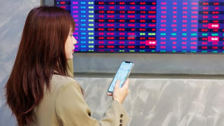 Áp thuế TNCN 20% với lãi chứng khoán: Quan trọng là không làm hạn chế dòng chảy vốn