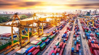 Tăng trưởng GDP từ 8,3 - 8,5%: Mục tiêu cao nhưng có nền tảng khả thi