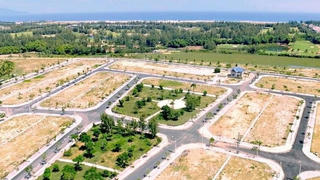 'Sốt đất' trước khi sáp nhập tỉnh thành: 'Cơ hội nhưng cần tỉnh táo'