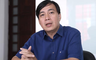 Chuyên gia: Còn quá sớm để kỳ vọng bất động sản tan băng