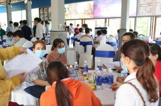 Đổ xô mua đất Bình Phước giữa đại dịch Covid-19, hàng trăm người bị xử phạt