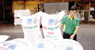 Giá bán neo cao, Đạm Phú Mỹ (DPM) lãi 6 tháng gấp 3 cùng kỳ lên 3.400 tỷ đồng