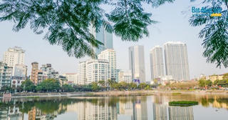 Hà Nội bình yên, xanh mát những mặt hồ...