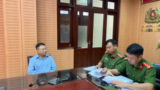 Shark Bình bị bắt, thu giữ gần 600 cây vàng, 18 sổ đỏ