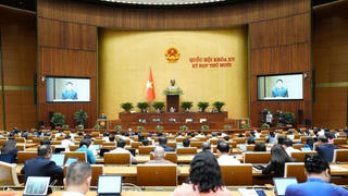 Quốc hội tiếp tục thảo luận về kinh tế - xã hội và ngân sách nhà nước