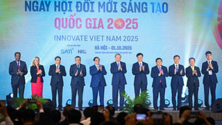 Tiếp tục đẩy mạnh ứng dụng AI, “siêu cảng” Việt Nam SuperPort™ của T&T Group gây ấn tượng mạnh tại VIIE 2025