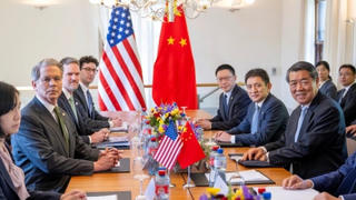 Trung Quốc tạm hoãn áp thuế hàng hóa Mỹ