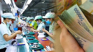 Quy định mới về mức lương tối thiểu đối với người lao động làm việc theo hợp đồng lao động