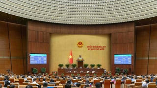 Quốc hội chốt thu ngân sách nhà nước năm 2026 trên 2,5 triệu tỷ đồng