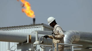 Giá dầu thế giới giảm mạnh