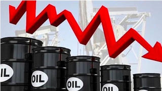 Giá dầu thế giới giảm nhẹ