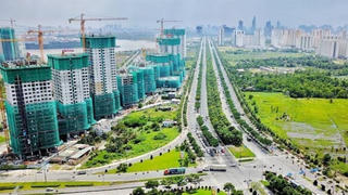 Tín dụng bất động sản lập đỉnh, nguồn cung nghiêng mạnh về phân khúc trung cấp