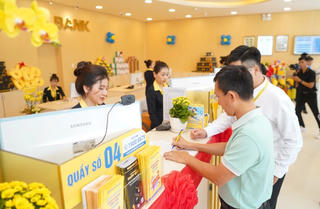 Nam A Bank tăng tốc huy động 7.000 tỷ đồng, đẩy lãi suất chứng chỉ tiền gửi lên gần 7%