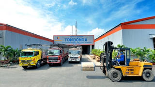 Tôn Đông Á chính thức nộp hồ sơ niêm yết trên sàn HOSE